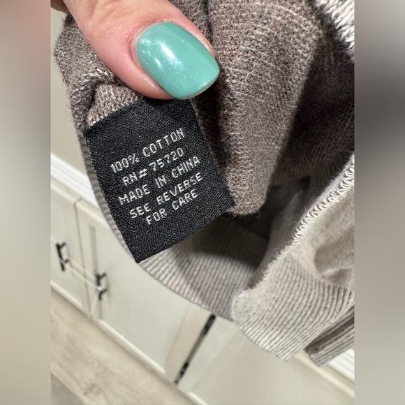 BKE Channel Sweater - Picture 7 of 8